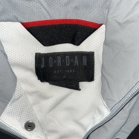 Vintage - Air Jordan - Wings White Anorak - Windbreaker Jacket - Picture 4 of 7